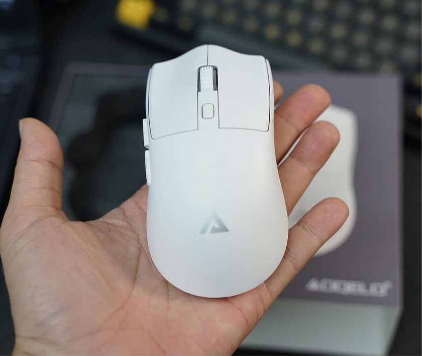 AOQELO AWQ5 TRI MODE ESPORTS GAMING MOUSE